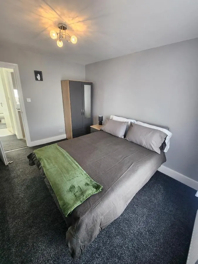 Apartment Comfy 1 Bedroom Flat London